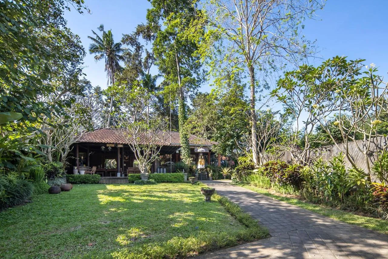 Ubud Raya Villa Station touristique